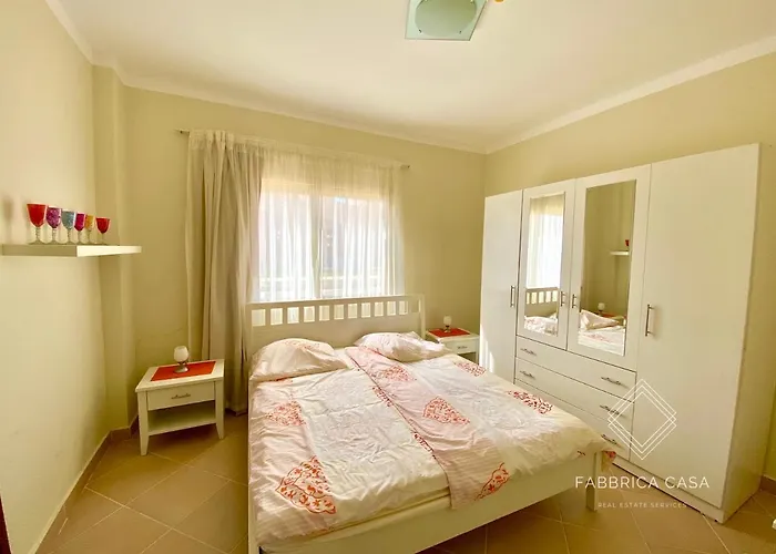 Cozy Family 3 Bedroom By The Sea